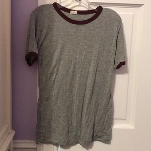 Brandy Melville t-shirt